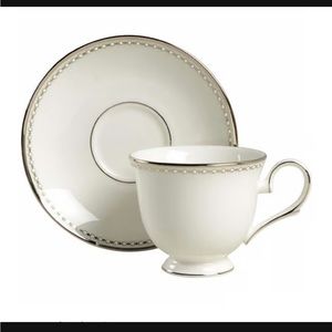 Lenox’s Pearl Platinum Footed Teacups And Saucer. New! Never Used! Set of 16